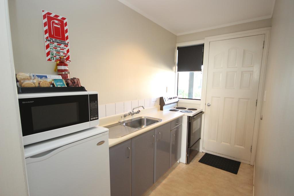 Champers Motor Inn Lower Hutt Dış mekan fotoğraf