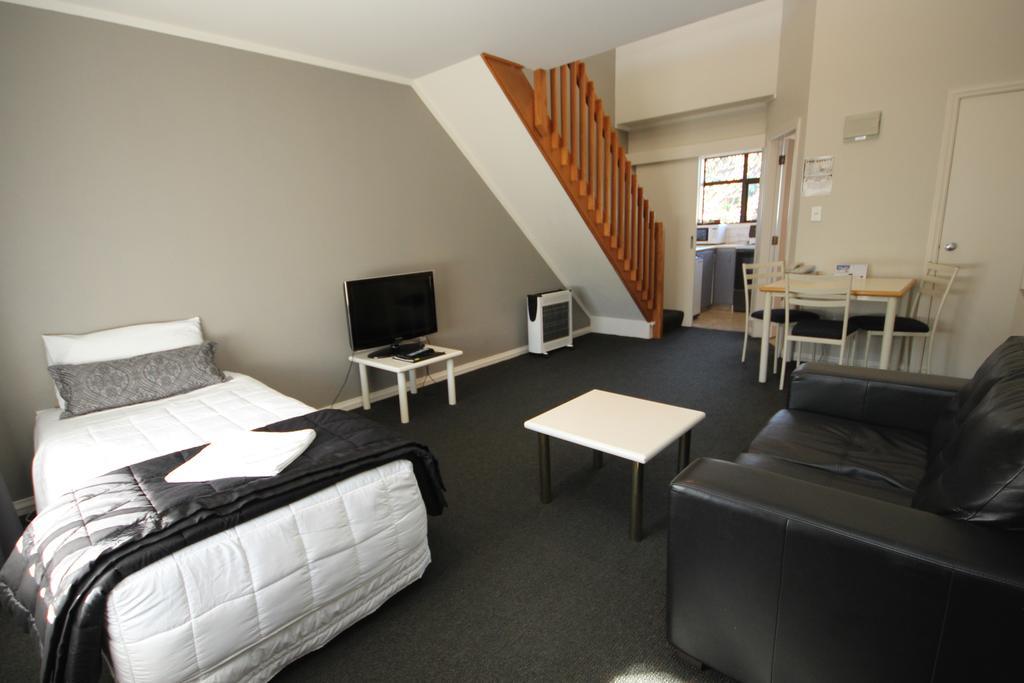 Champers Motor Inn Lower Hutt Dış mekan fotoğraf