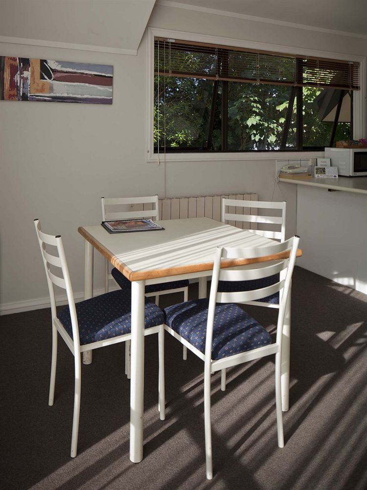 Champers Motor Inn Lower Hutt Dış mekan fotoğraf