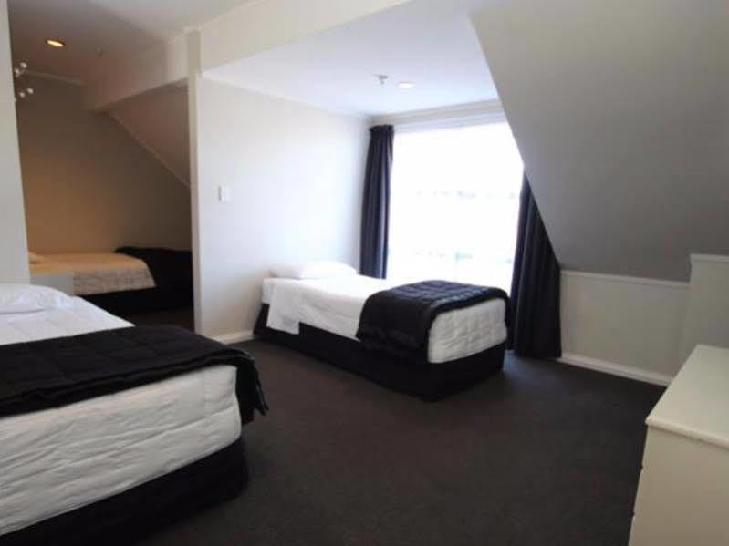 Champers Motor Inn Lower Hutt Dış mekan fotoğraf