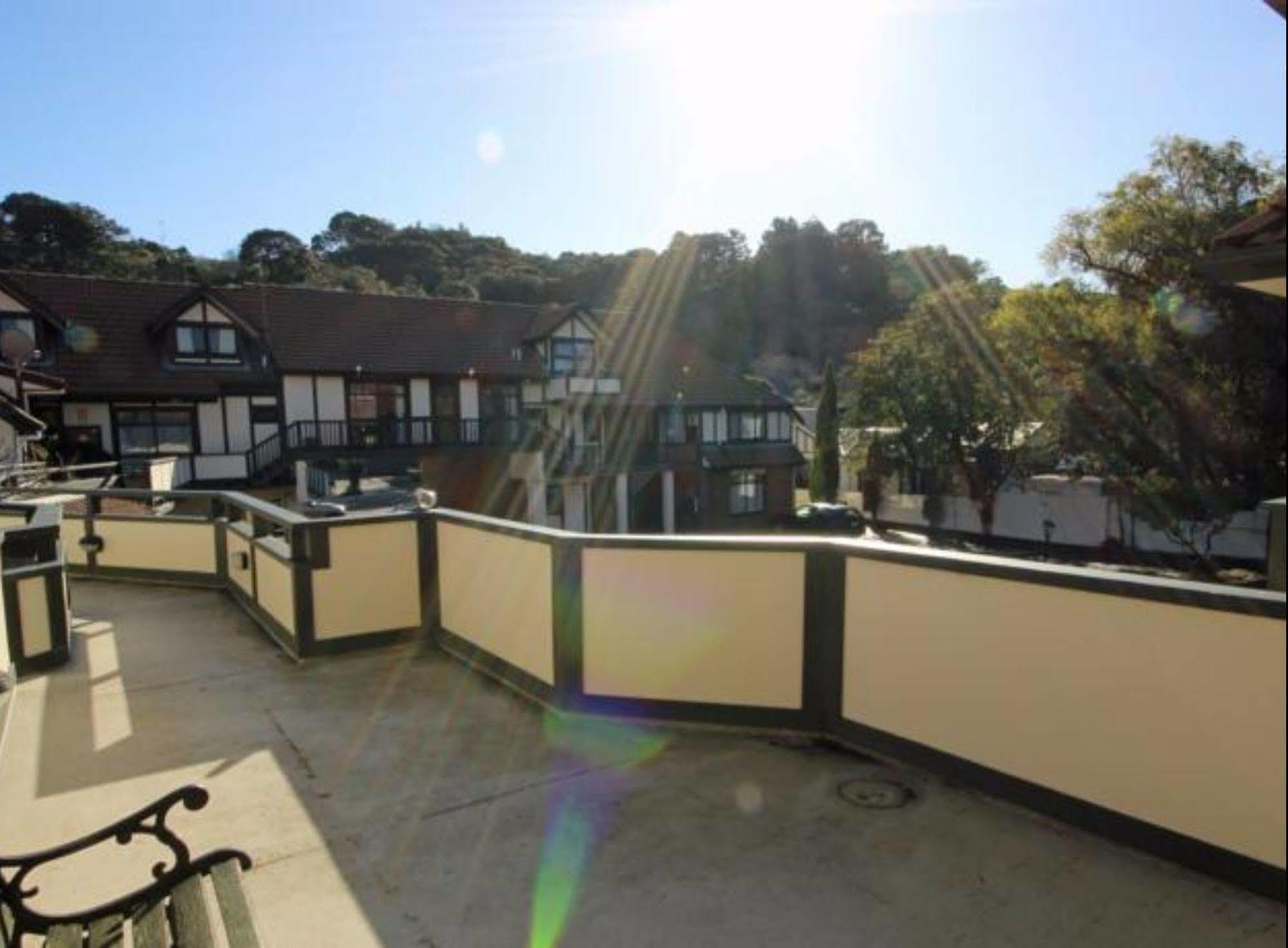 Champers Motor Inn Lower Hutt Dış mekan fotoğraf